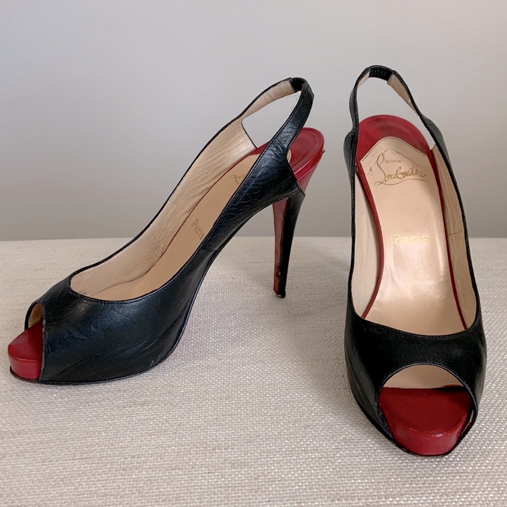 Christian Louboutin Black Peeptoe Herls Size 39.5